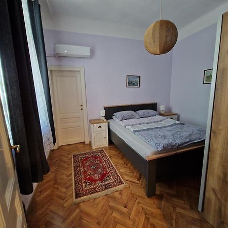 Етаж От Къща С Двор Apartment Burgas City Exterior foto