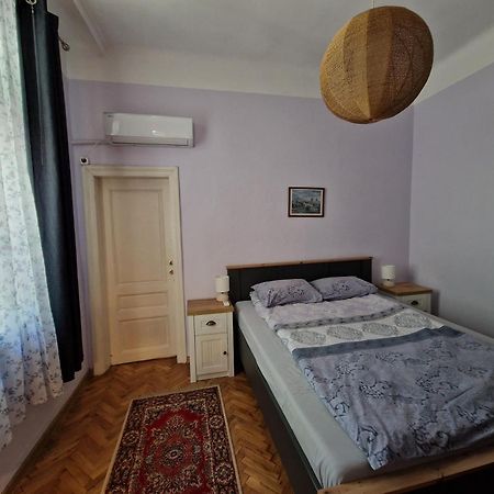 Етаж От Къща С Двор Apartment Burgas City Exterior foto